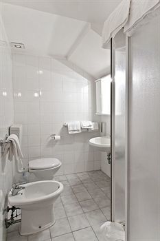 Trastevere Cisterna Hotel 2*